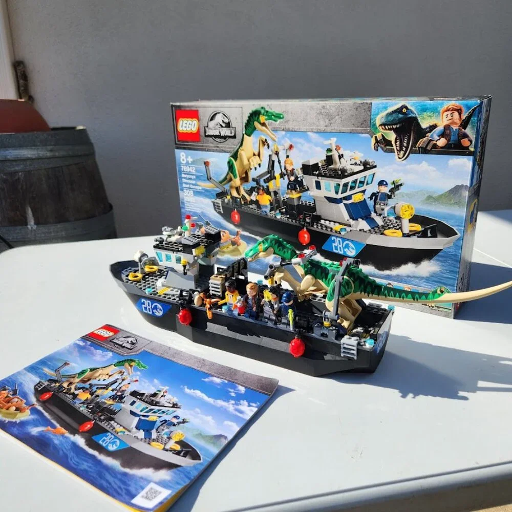 LEGO Jurassic World Park Baryonyx Dinosaur Boat Escape 76942 Building Set Toy Se